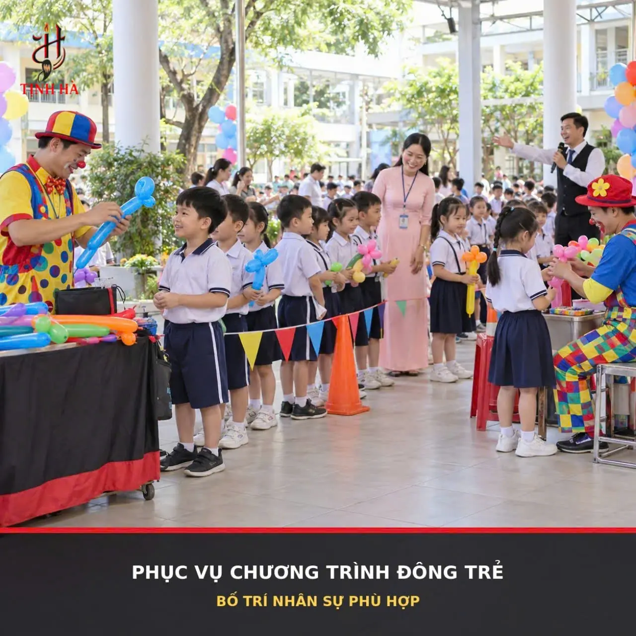 Chú hề tạo hình bong bóng phục vụ chương trình đông trẻ
