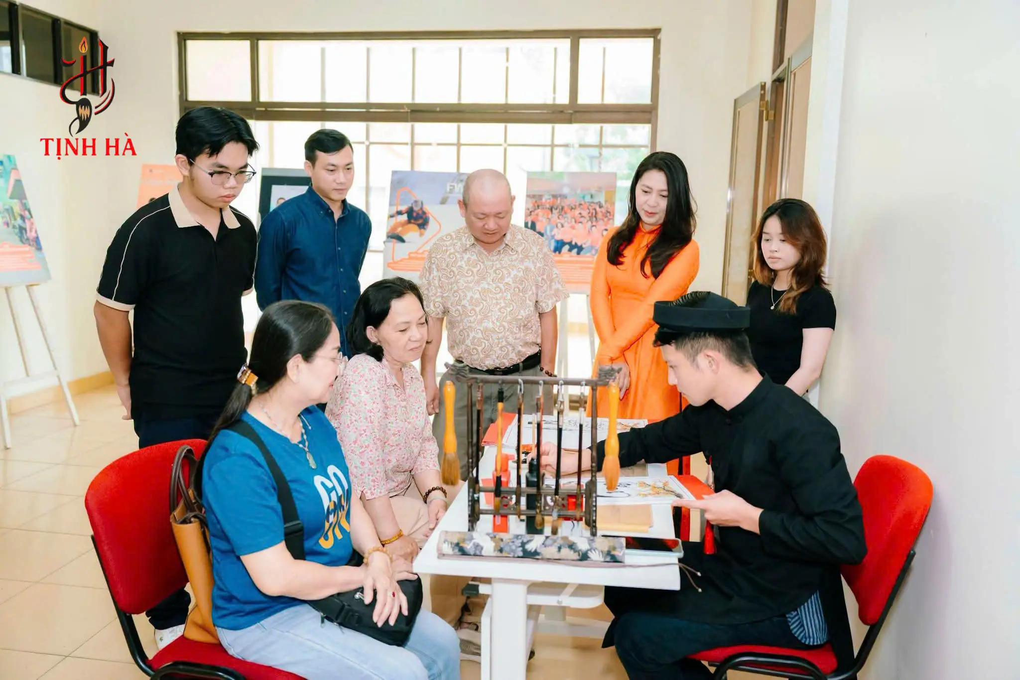 Góc ông đồ phục vụ sự kiện đông khách tại TPHCM
