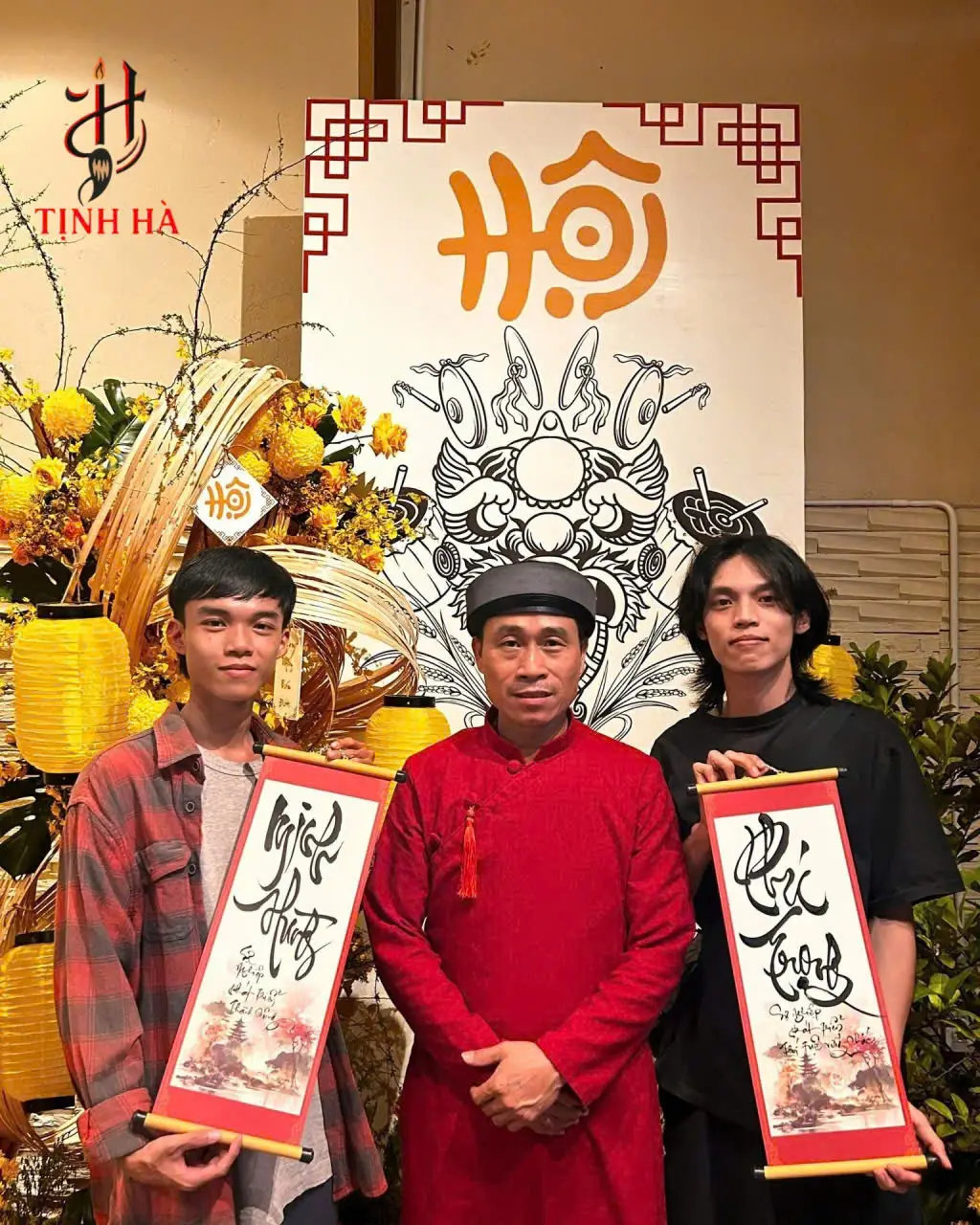 ông đồ viết chữ thư pháp ngày Tết Bình Thạnh