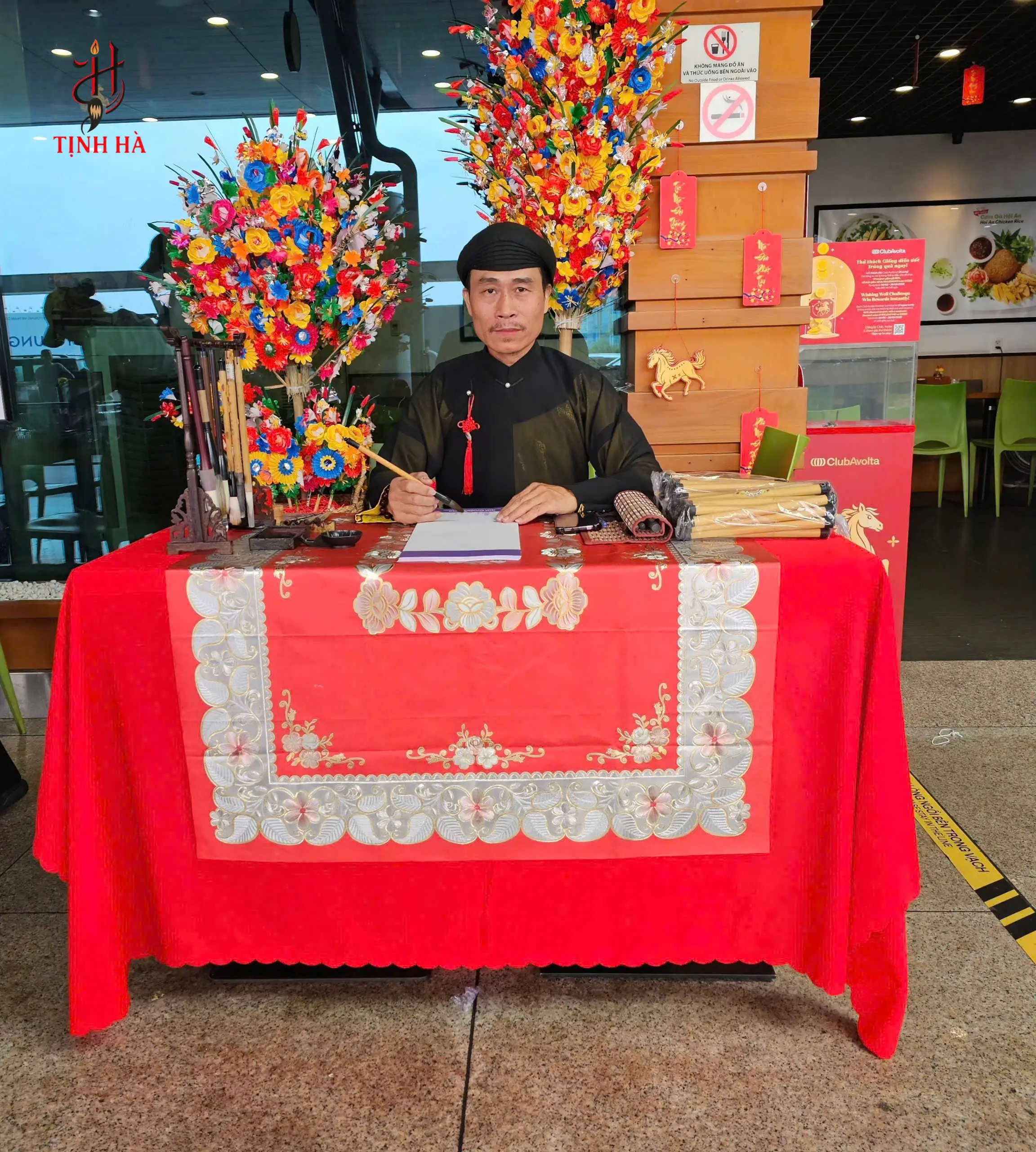 Thuê ông đồ TPHCM viết thư pháp tại sự kiện Tết