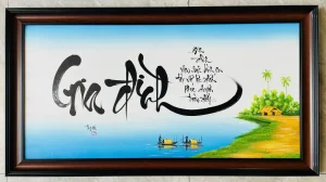 Tranh thư pháp chữ Gia Đình khung gỗ phong cảnh đồng quê Việt Nam treo phòng khách.