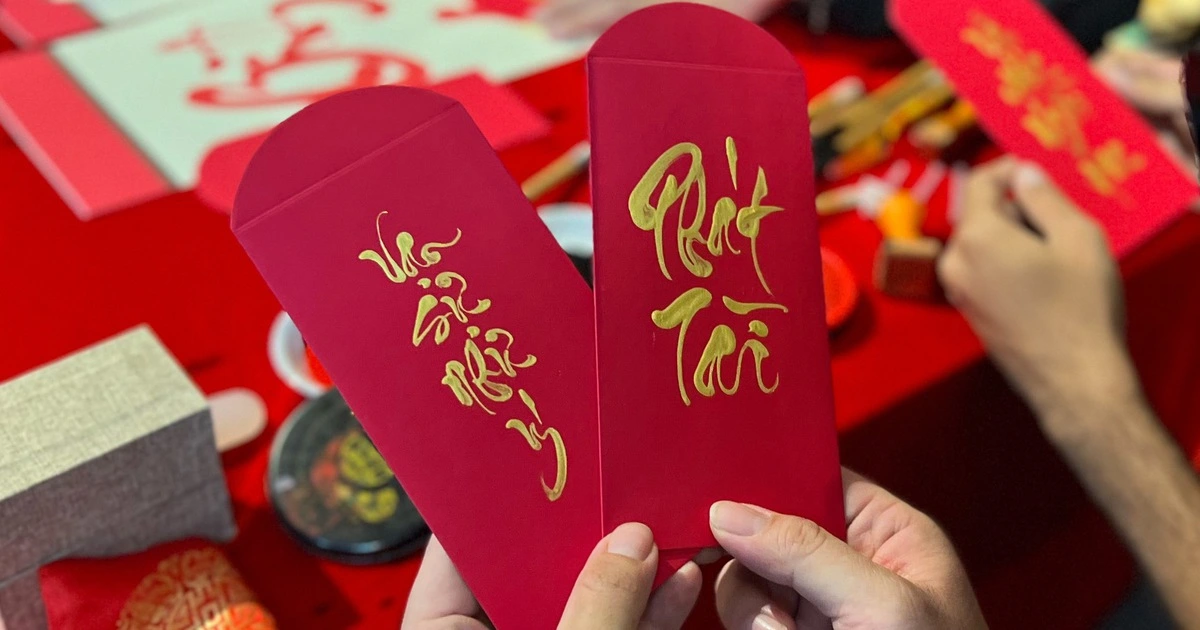 Bao lì xì thư pháp viết tay