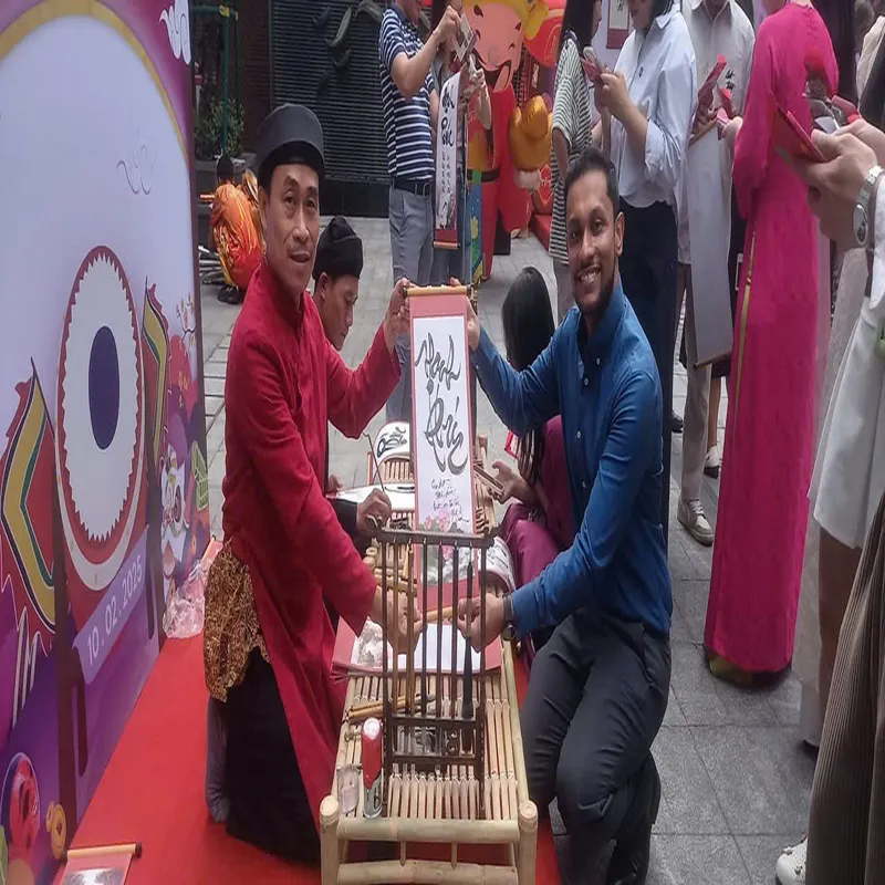 ông đồ tặng chữ sự kiện quận bình thạch