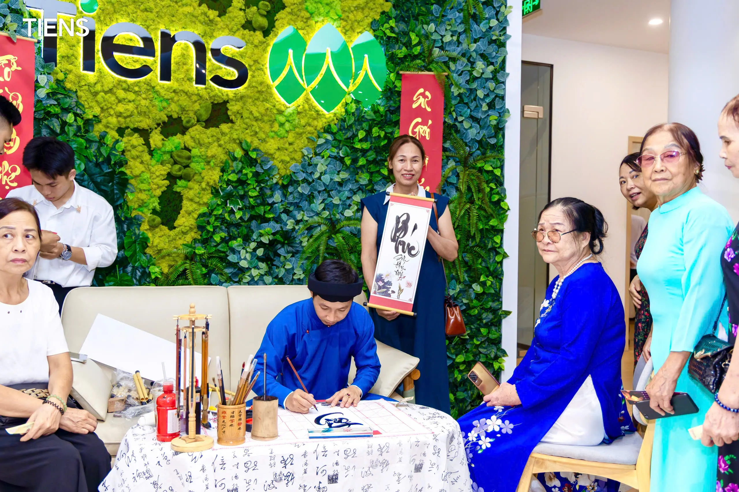 thuê ông đồ viết thư pháp quận hà đông